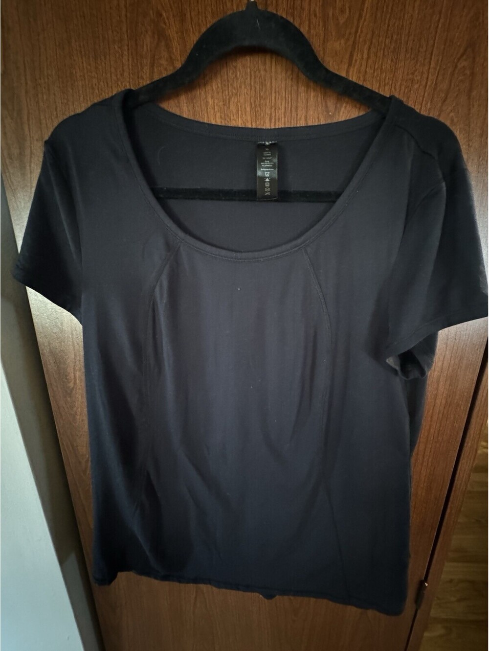 Yogalicious Womens XL Black Athletic Top Scoop Neck Stretch Short Sleeve Shirt